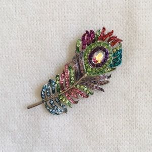 Never used Vintage Brooch with RhineStones Crystal